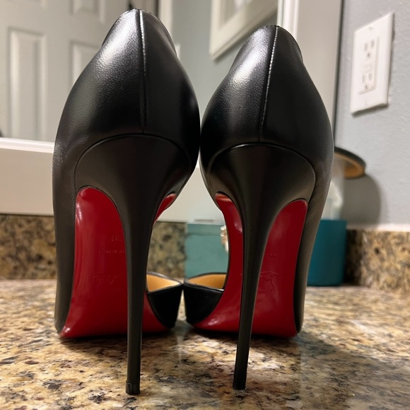 Christian Louboutin Iriza style. - Picture 2 of 5